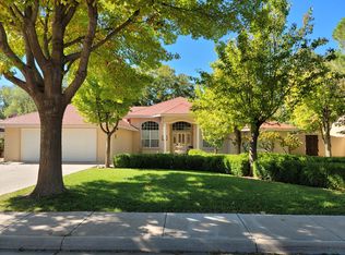 3106 Circle Diamond Dr, Roswell, NM 88201