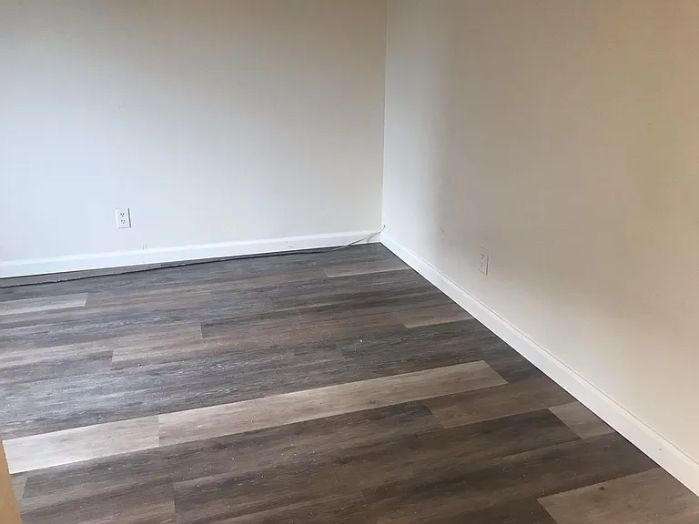 0930 - Nord Ave Apartments — Photo 9