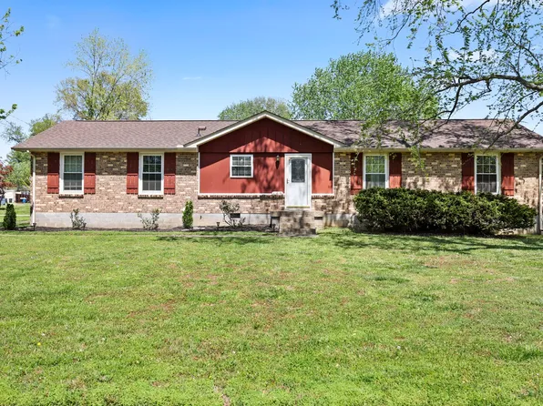 100 Scotch Ct, Hendersonville, TN 37075