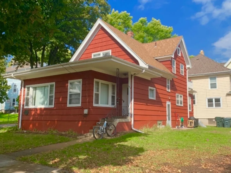 1614 Hoyt St #1 & 2