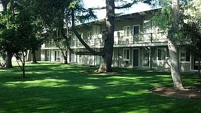Almaden Park Apartments — Photo 1