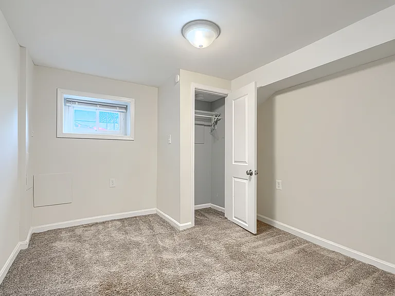 432 Grundy St — Photo 18