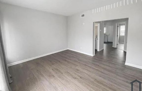 5th image of 139 Spruance Rd