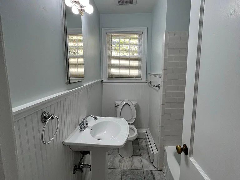 1000 Pepper Ave — Photo 13