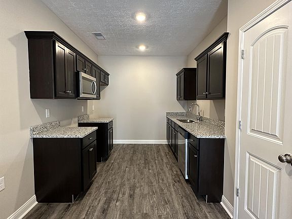 4th image of 4497 Wilford Ln #712