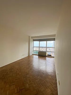 Rented by Park River | media 16