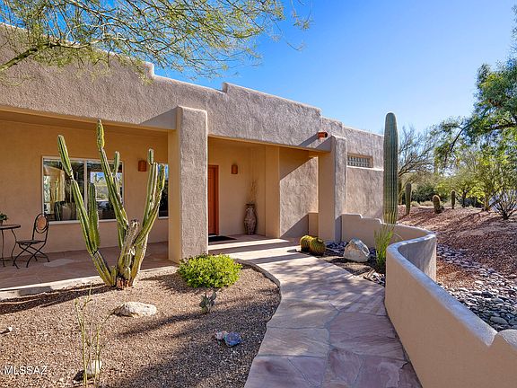 2nd image of 715 W Panorama Rd