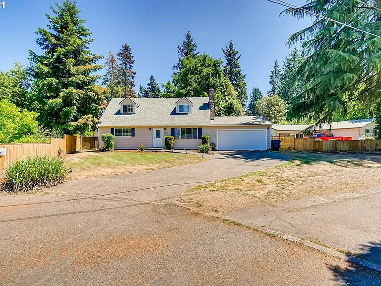 17902 SW Tamara Ave — Photo 2