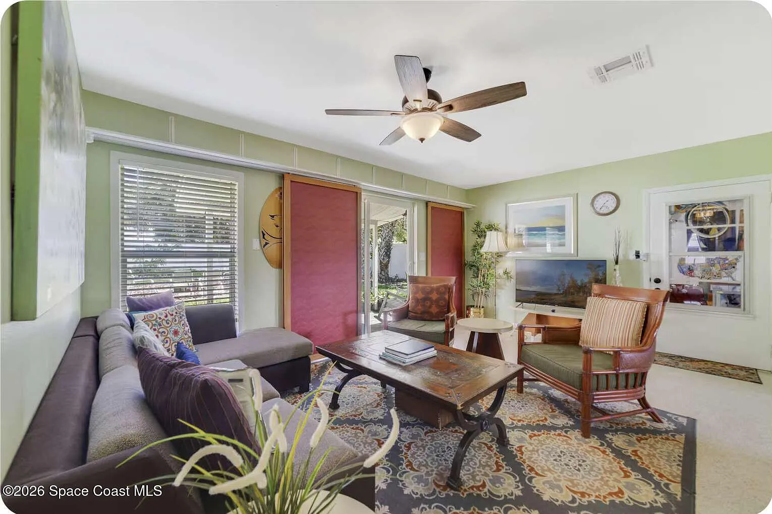 3 bed, 2.0 bath, 960 sqft, $4,200 — Photo 2