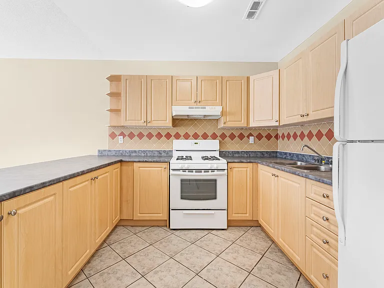 1785 Baseline Rd — Photo 32