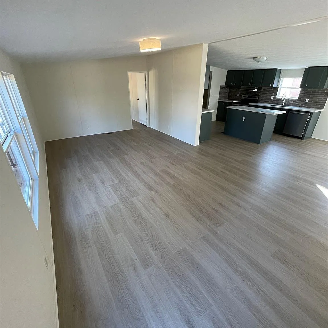 3 bed, 2.0 bath, $1,600 — Photo 3