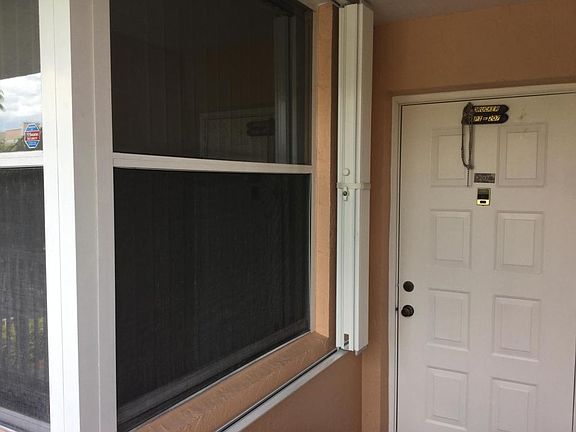 4th image of 10368 NW 24th Pl APT 207