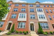 Macdonough Pl-S0907-001.jpg