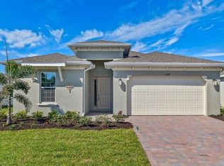 536 Spring Hill Lake LOOP, CAPE CORAL, FL 33993