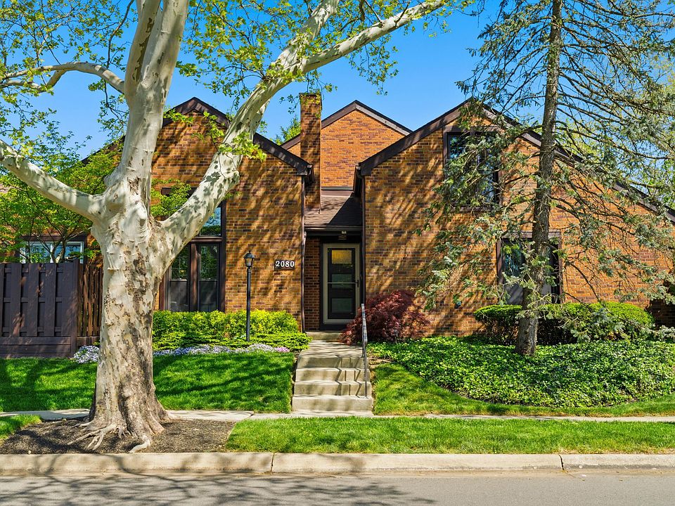 1st image of 2080 Mackenzie Dr #12