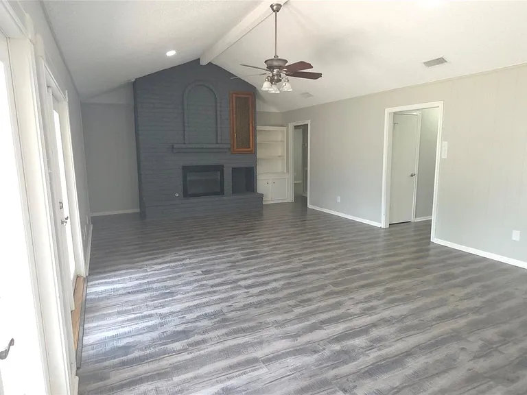 1119 Montour Dr — Photo 11