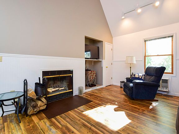 2nd image of 3581 65th St #18