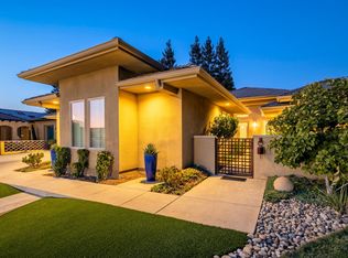 510 W Rio View Cir, Fresno, CA 93711