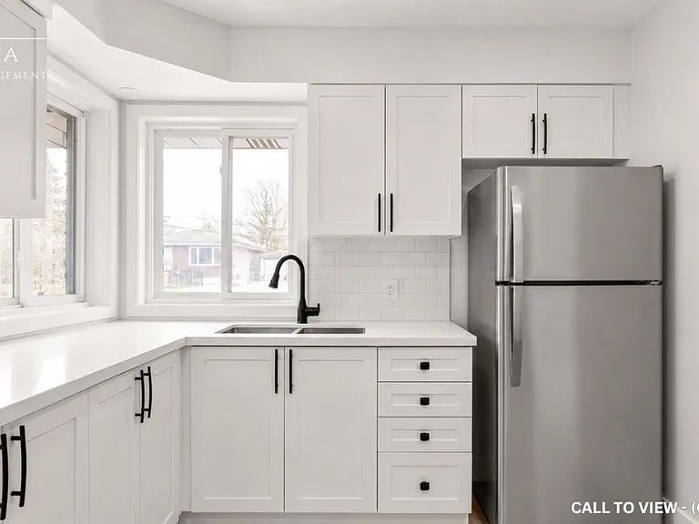 99 Wellington St E #1 — Photo 6