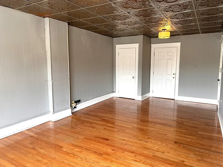 2 Raymond Ave #3C — Photo 21