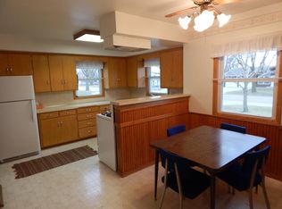 1024 Summit Ave, Saint Paul Park, MN 55071
