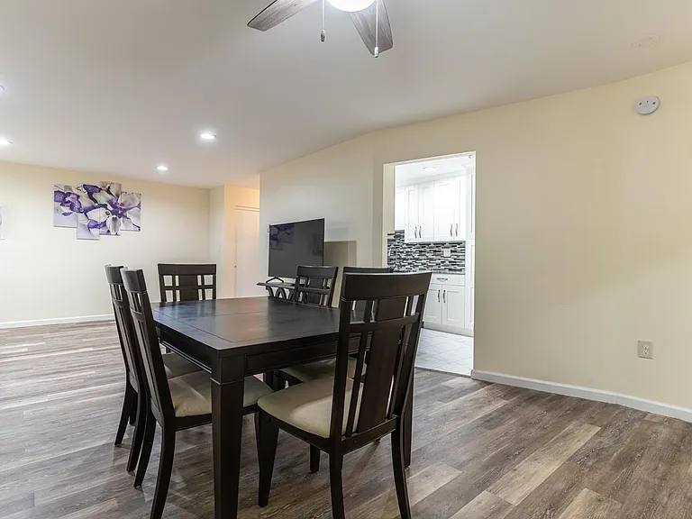 156 Cross Slope Ct #C — Photo 3
