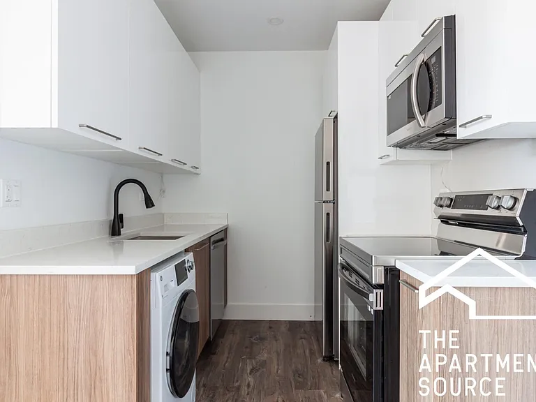 941 W Carmen Ave #106 — Photo 1