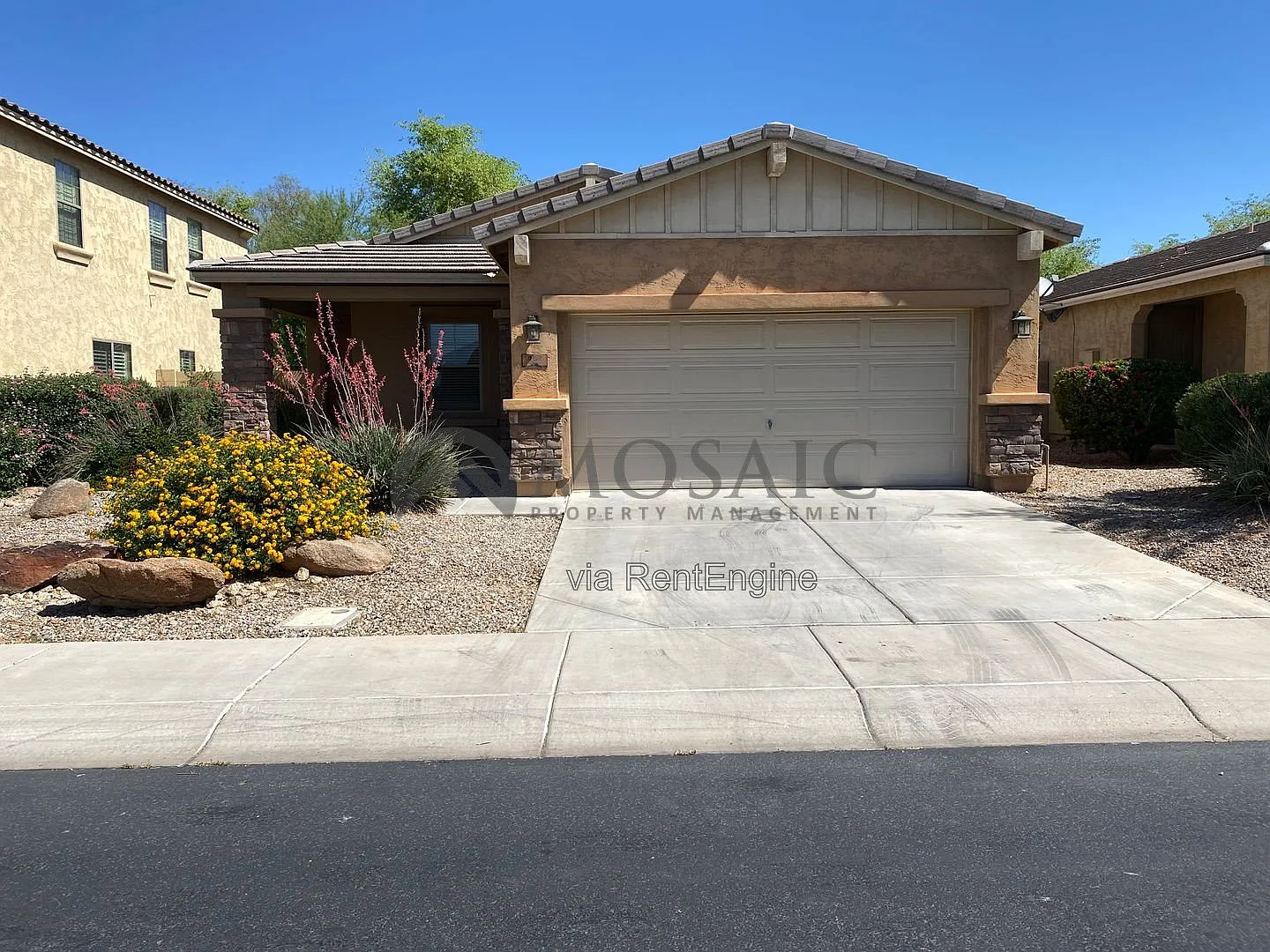 3 bed, 2.0 bath, 1701 sqft, $2,350 — Photo 1