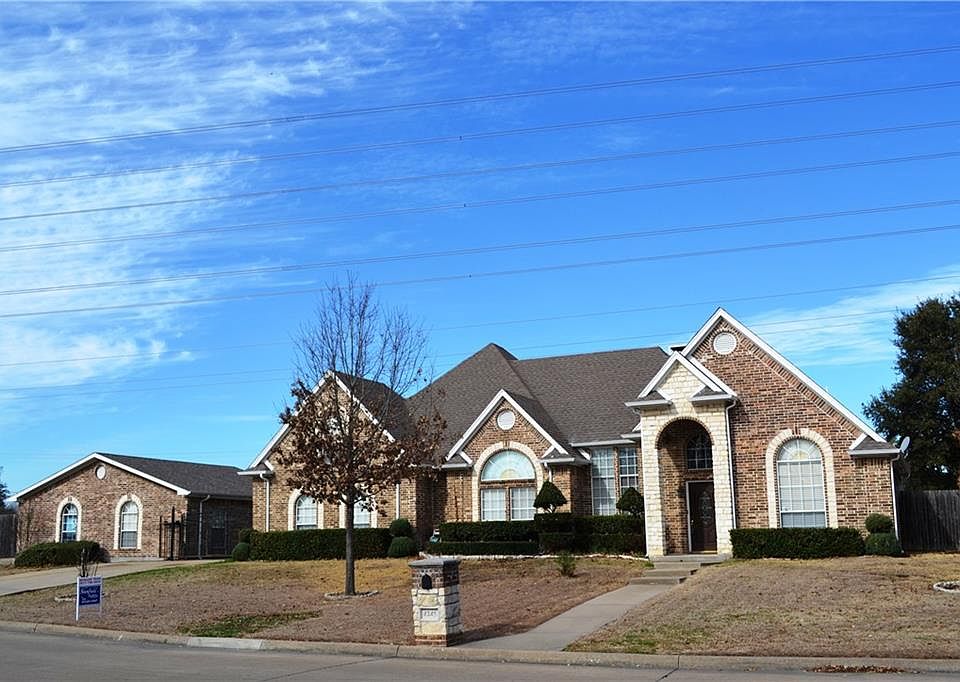 1st image of 4245 Claremont Dr