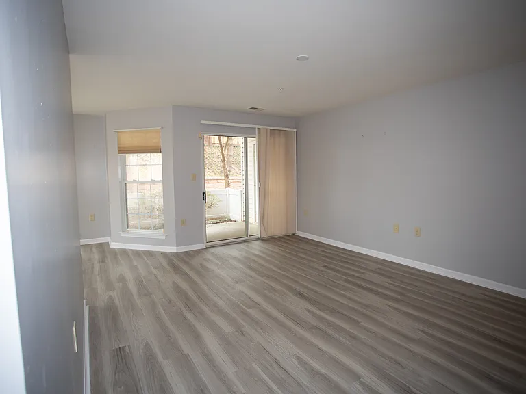5616 Triplett Rd #5616 — Photo 2