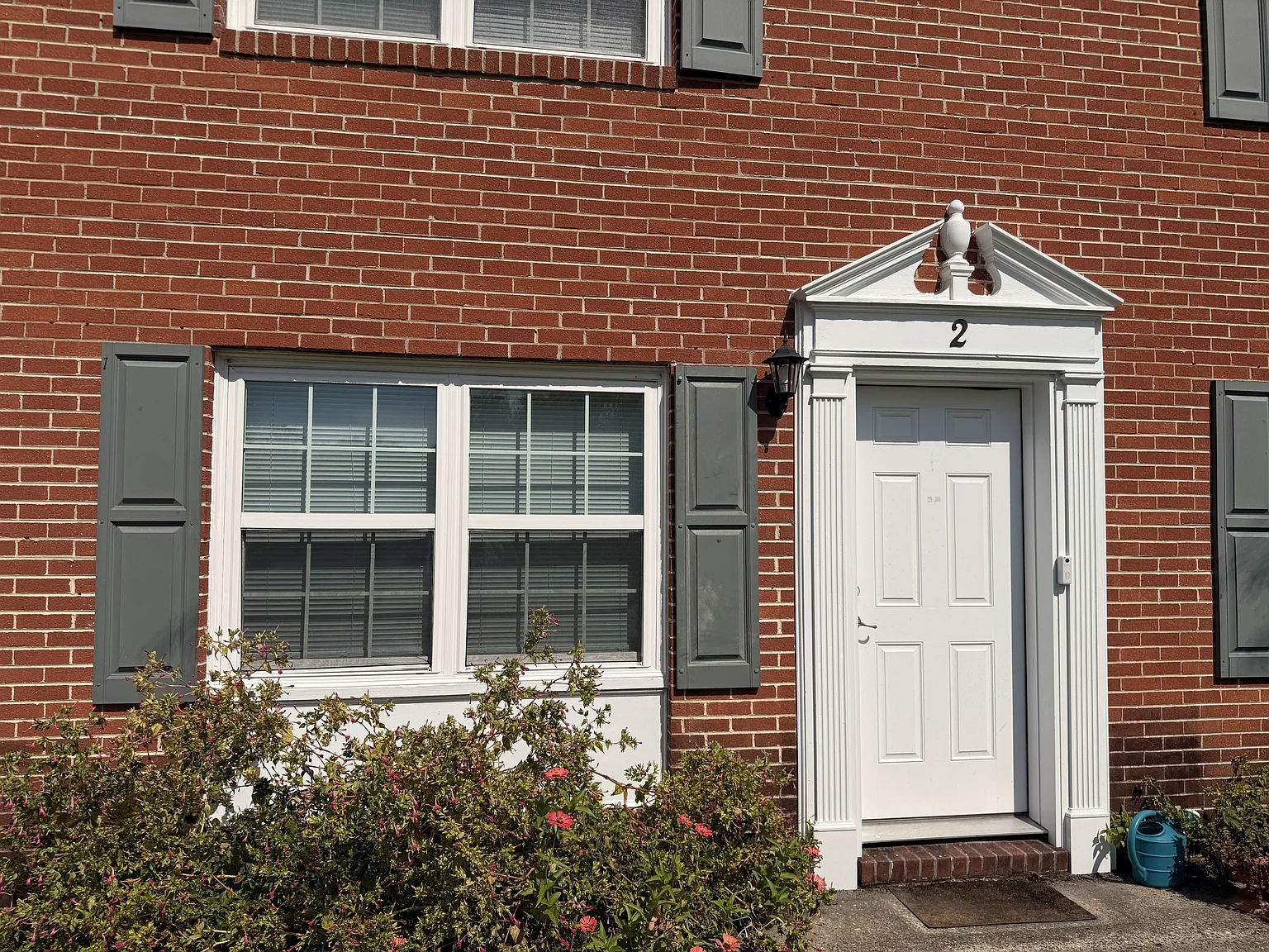 311 Jones Ave — Photo 2