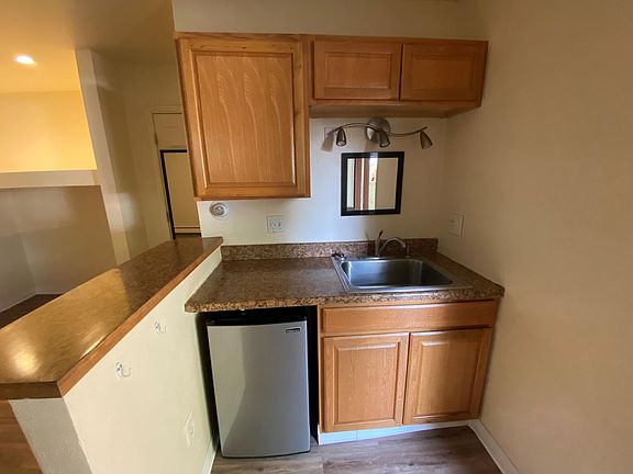 3rd image of 1623 19th St