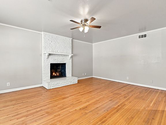 3rd image of 6624 E 27th Pl