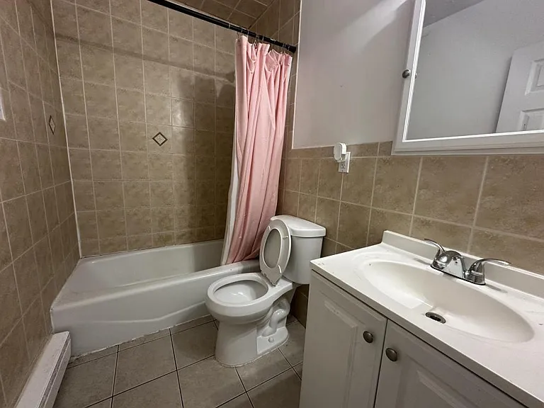 40 Morningside Ave — Photo 3