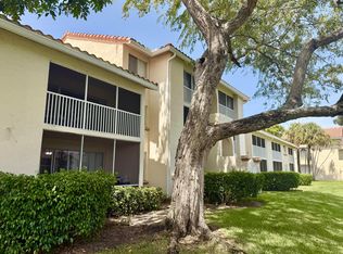 7206 Glenmoor Dr, West Palm Beach, FL 33409
