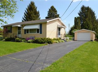 6808 Miller Rd, Newark, NY 14513