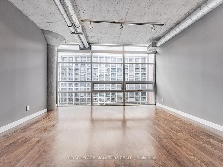 42 Camden St #605 — Photo 4