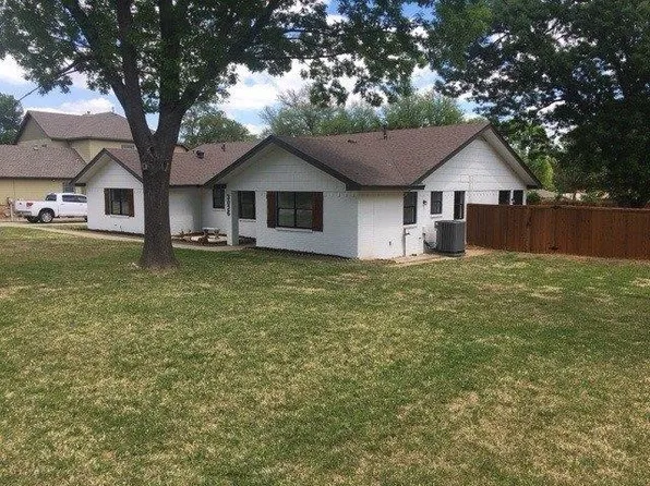 3026 Mercury Dr, Grapevine, TX 76051