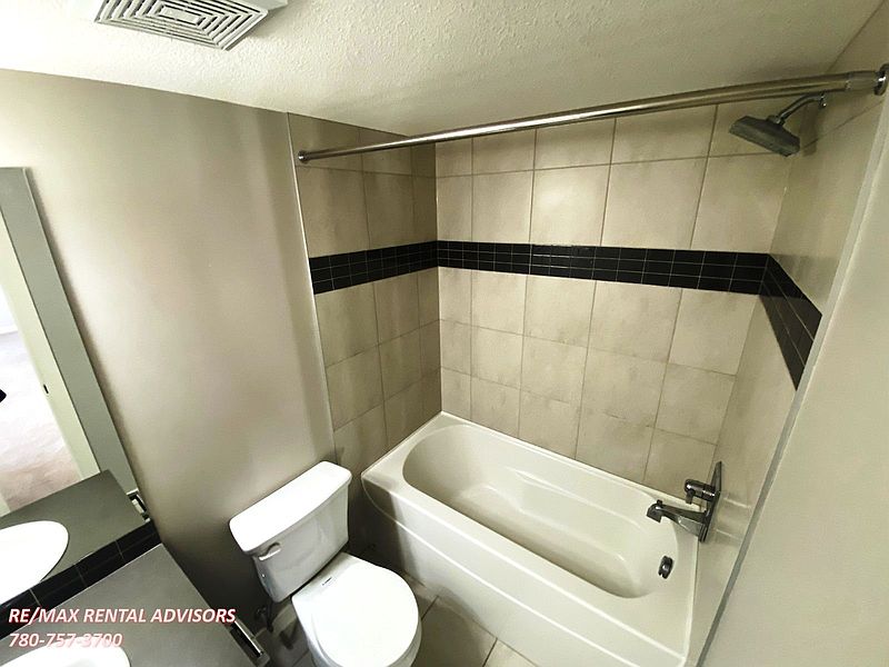 Edmonton Apartment for rent - 2 Bedrooms — photo 10