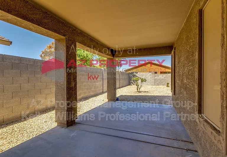 18140 W Mission Ln — Photo 28