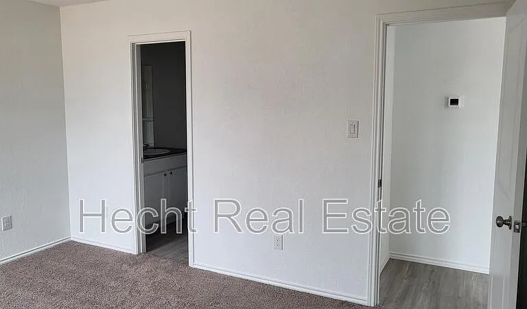 5911 Coahulia Rdg — Photo 12