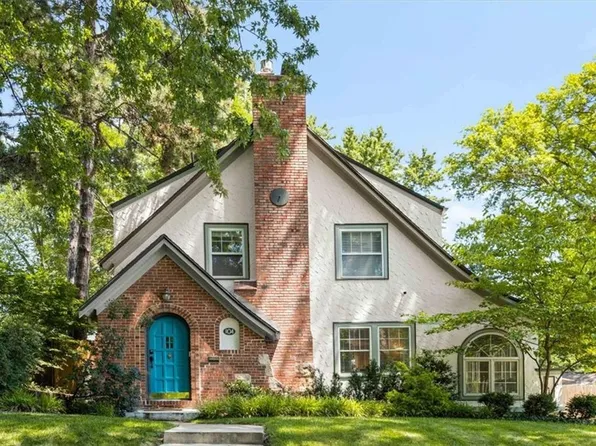 104 E 69th St, Kansas City, MO 64113