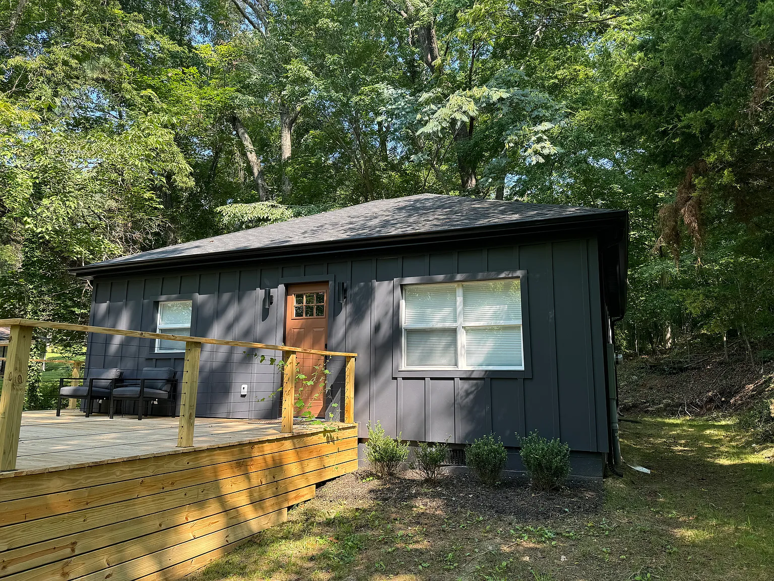 2 bed, 784 sqft, $2,100 — Photo 1