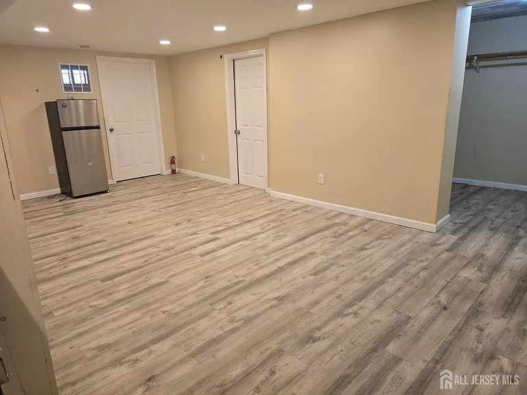 111 Bertram Ave — Photo 11