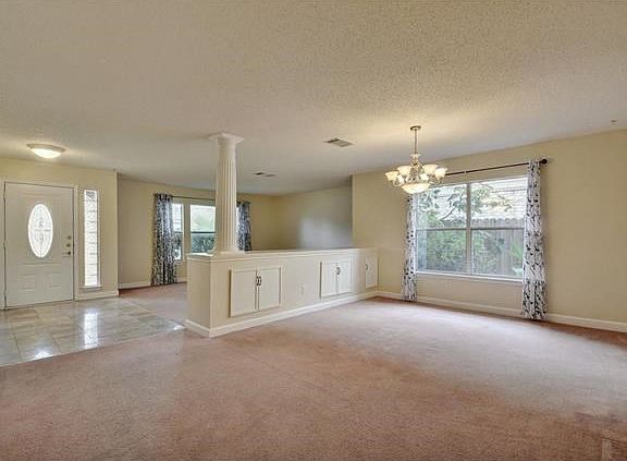 5th image of 1025 Silverstone Ln