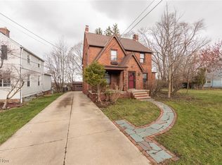 29213 Ridge Rd, Wickliffe, OH 44092