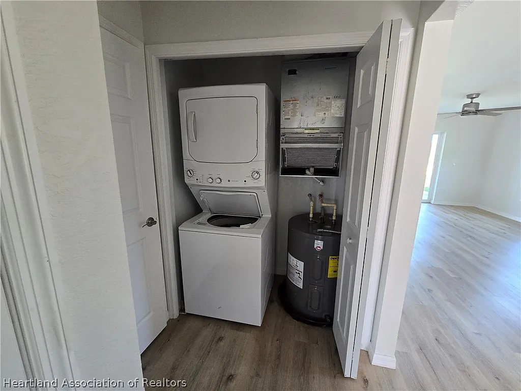 2 bed, 2.0 bath, 1006 sqft, $1,500 — Photo 3