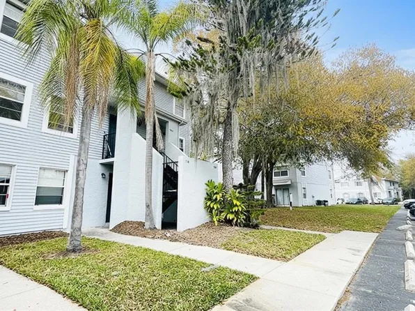 7120 Waterside Dr #106, Tampa, FL 33617