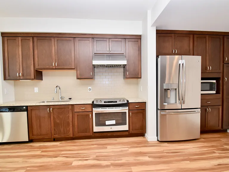 107 G St #208 — Photo 4