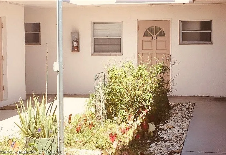 301 Golf Villas Ct NW — Photo 1